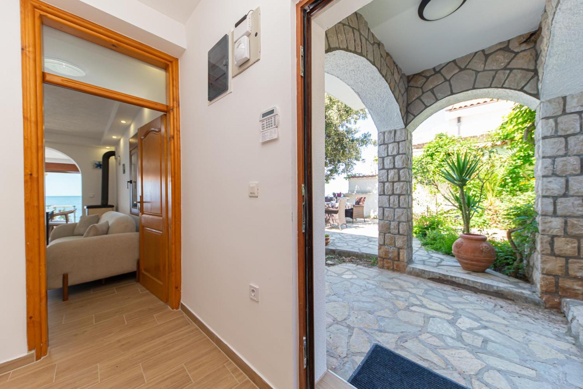 Vila Dora Dobra Voda Bagian luar foto
